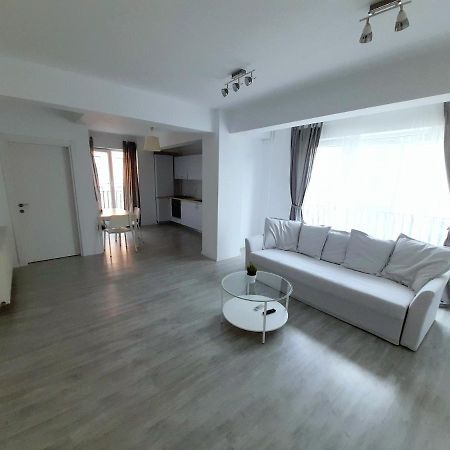 Santorini Residence Apartment Otopeni Bagian luar foto